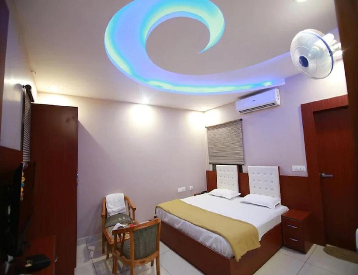 Hotel Kings, Rohtak Εξωτερικό φωτογραφία