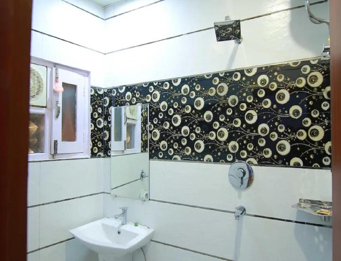 Hotel Kings, Rohtak Εξωτερικό φωτογραφία