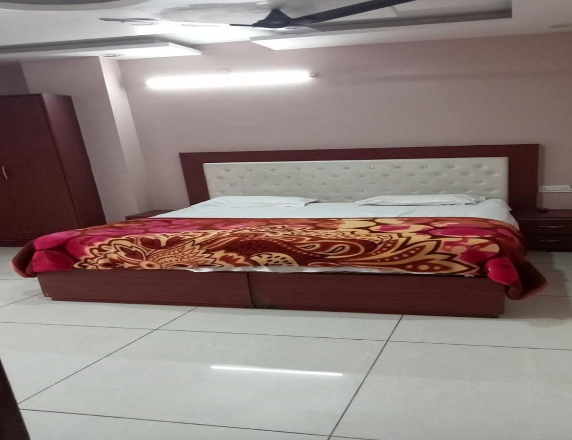 Hotel Kings, Rohtak Εξωτερικό φωτογραφία